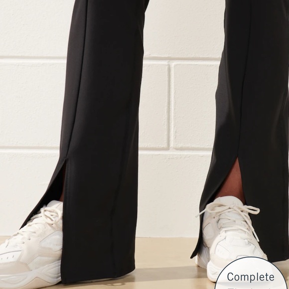 Abercrombie & Fitch Your Personal Best YPB Flare Leggings Pant Black Large Short - Picture 6 of 16